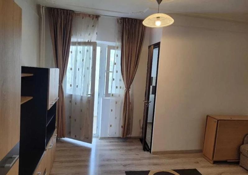 Garsonieră decomandată în Frumoasa