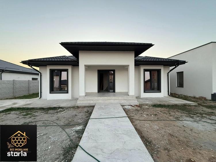 Casă cu 4 camere în Făcăi