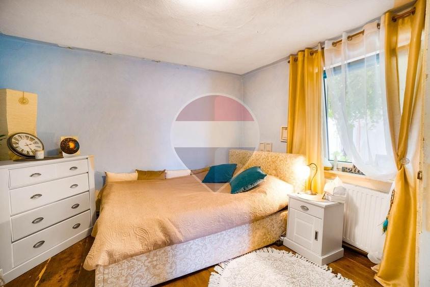 Casă individuală cu 4 camere cu Teren 902 Mp în Lunca Calnicului