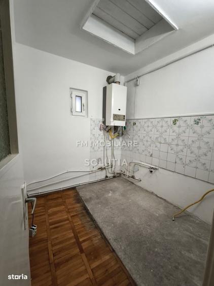 Casă cu 3 camere cu Teren 255 Mp în Central