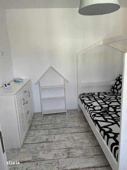 Apartament cu 3 camere în Coman