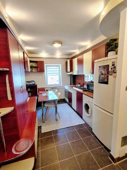 Apartament cu 2 camere decomandat în Sud