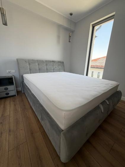 Duplex cu 4 camere cu Canalizare în Central