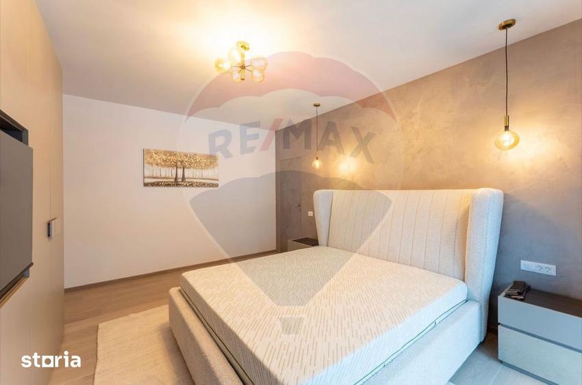 Casă cu 3 camere cu Teren 850 Mp în Cristian