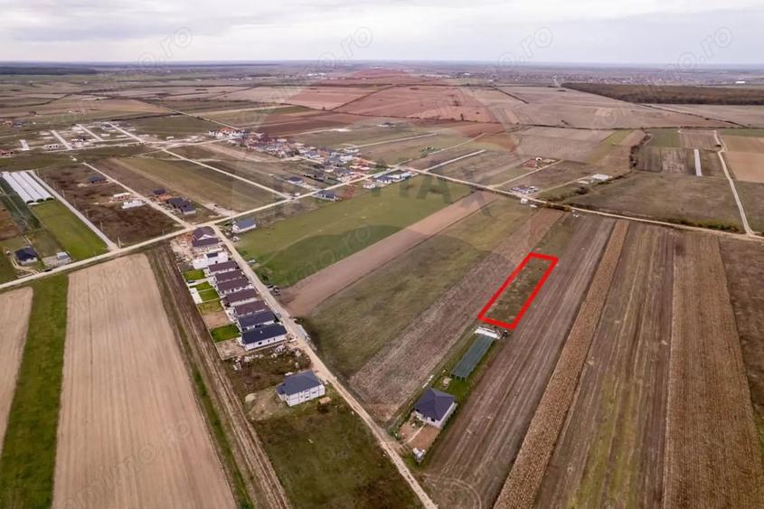Teren de 1417 mp, în Cihei
