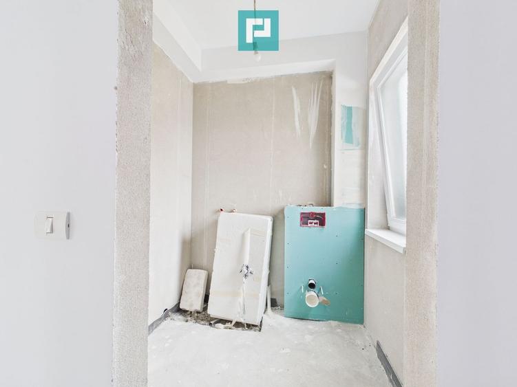 Duplex cu 5 camere cu Canalizare în Dumbrăvița