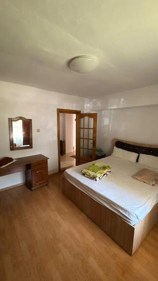 Apartament cu 2 camere decomandat în Traian