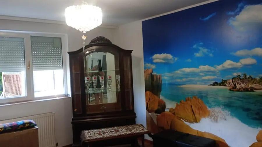 Casă cu 5 camere în Nord