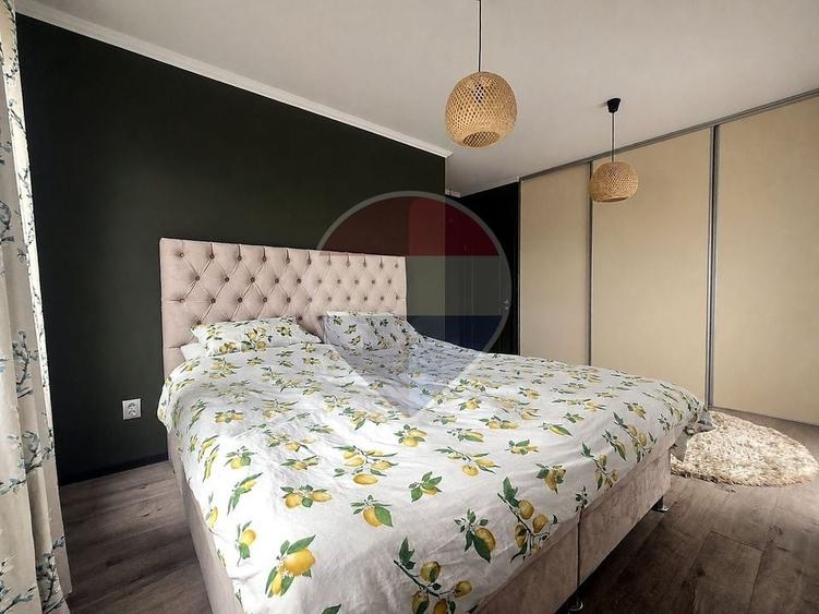 Casă individuală cu 5 camere cu Teren 338 Mp în Florești