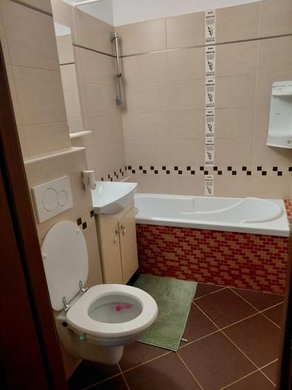 Inchiriez apartament 2 camere - 3