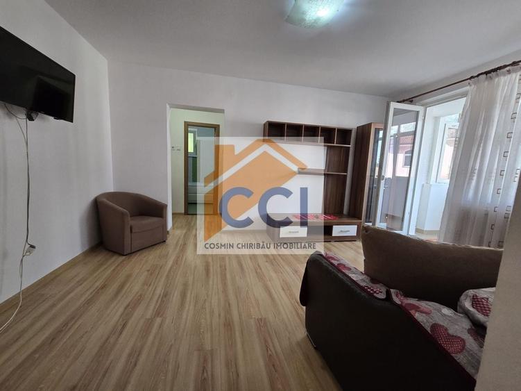 Apartament cu 2 camere semidecomandat, mobilat în Gară
