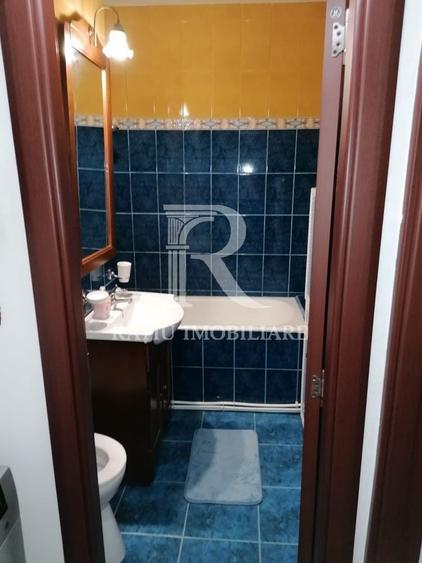Apartament cu 2 camere decomandat, mobilat în Ultracentral