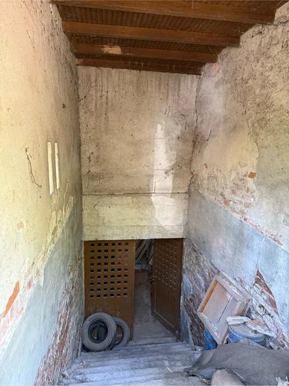 Casă cu 2 camere cu Teren 250 Mp în Valea Călugărească