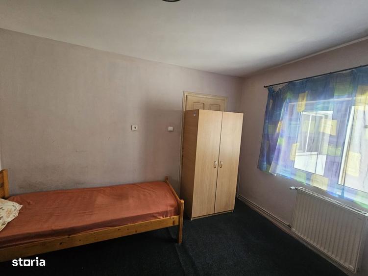 Apartament cu 3 camere, mobilat în Hașdeu