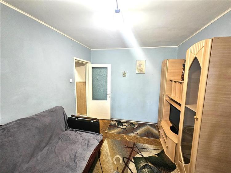 Apartament cu 2 camere nedecomandat în Tătărași