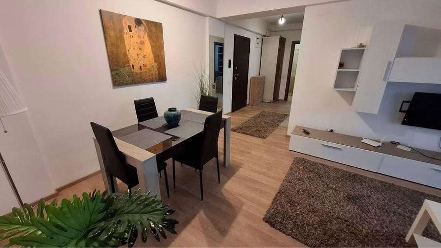 Apartament cu 3 camere în Ultracentral