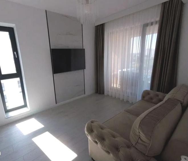 Apartament cu 3 camere, mobilat în Viilor