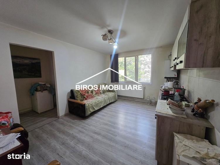 Apartament cu 2 camere în Calea București