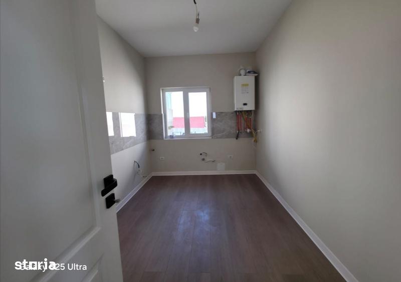 Casă cu 3 camere cu Teren 500 Mp în Horpaz