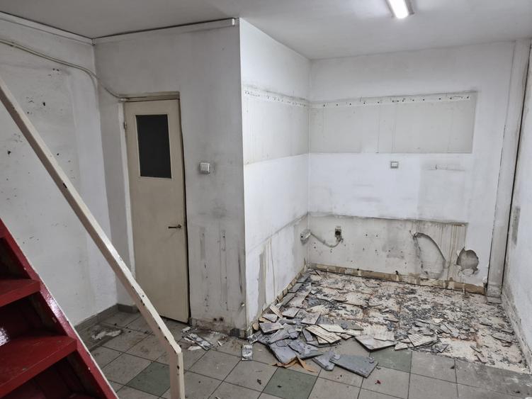Spațiu comercial, de 73 mp, în Decebal