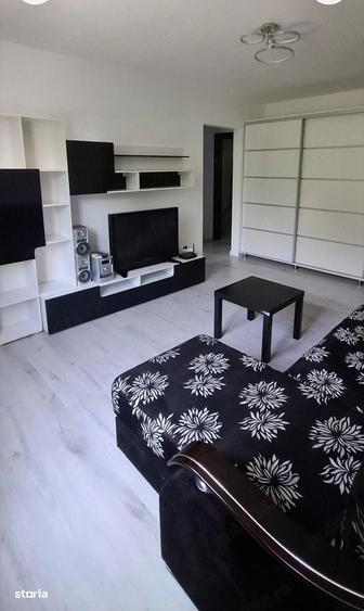 Apartament cu 3 camere semidecomandat în Drumul Taberei