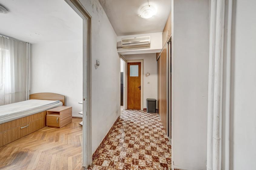 Apartament cu 3 camere decomandat, mobilat în Mihai Bravu