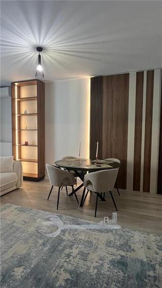Apartament cu 2 camere decomandat în Baza 3