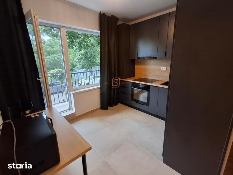 Apartament cu 2 camere, mobilat în Central