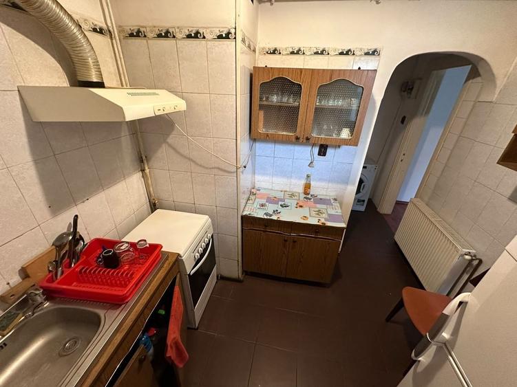 Garsonieră decomandată în Unirii