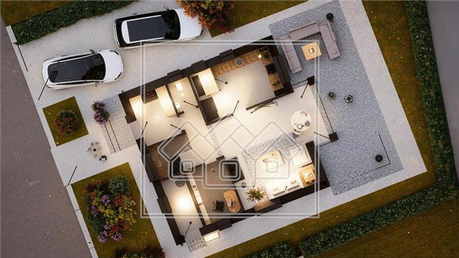 Casă individuală cu 5 camere cu Teren 400 Mp în Central