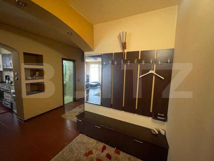Apartament de inchiriat, cu 3 camere, 100 mp, zona Ciuperca - 8