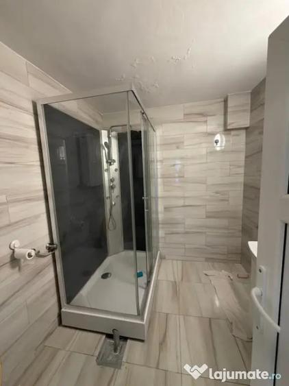 Casă cu 3 camere cu Teren 300 Mp în Delfinariu