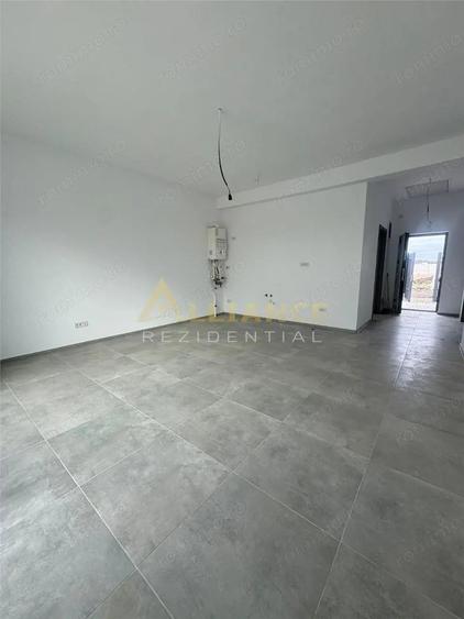 Casă cu 4 camere cu Teren 440 Mp în Berceni