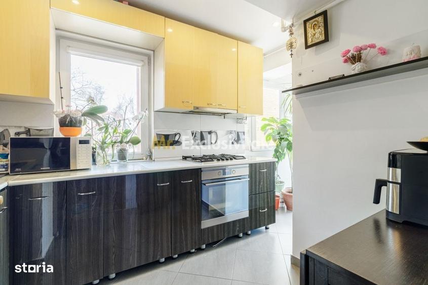 Apartament cu 3 camere în Regie