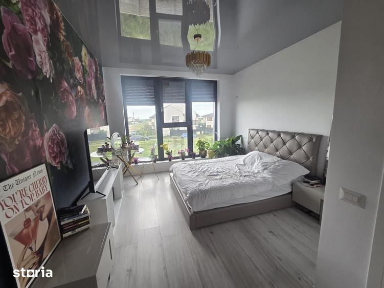 Casă cu 4 camere cu Teren 200 Mp în Central