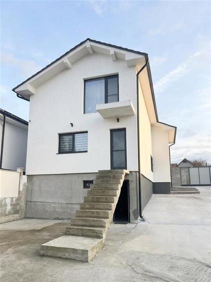 Casă cu 4 camere cu Teren 1200 Mp în Dealuri Oradea