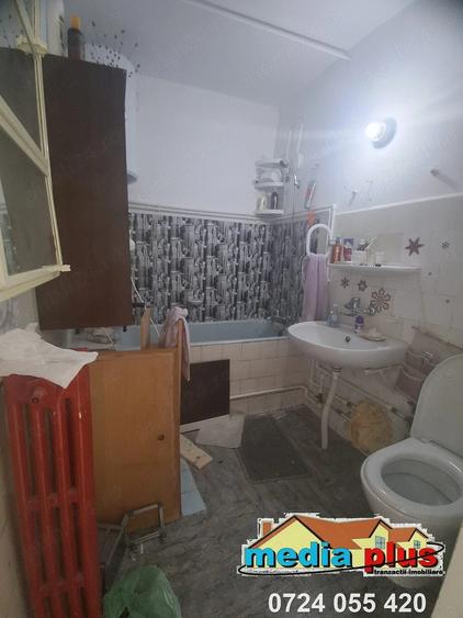 Apartament cu 2 camere semidecomandat în Central