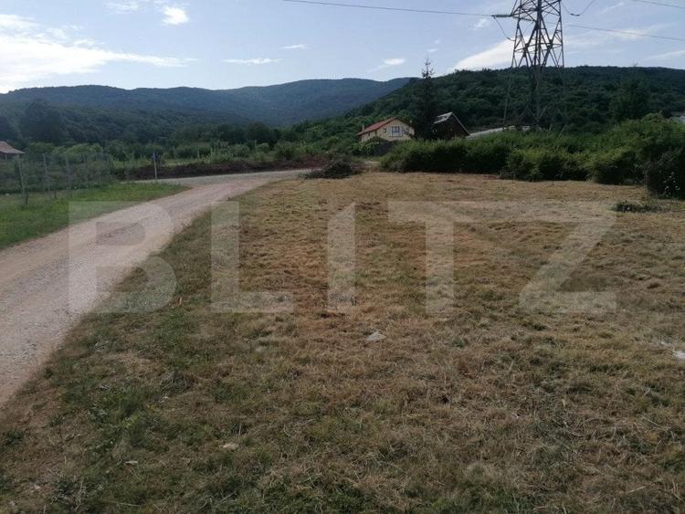 Teren Construcții intravilan de 939 mp, în Micești