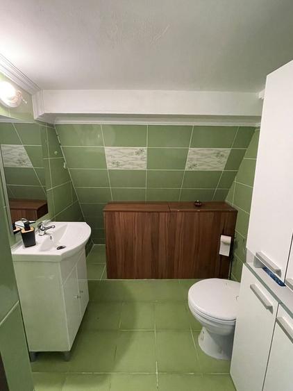 Apartament cu 3 camere în Decebal