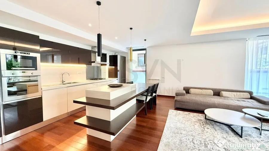 Apartament cu 4 camere decomandat în Central