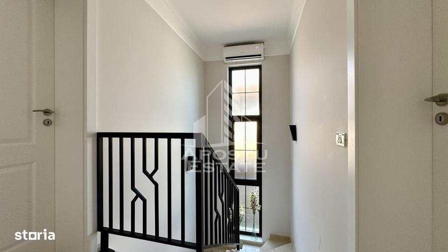 Jumatate de duplex de vanzare cu 5 camere, in apropiere de padure - 11