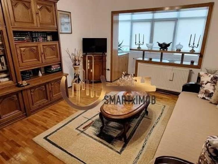 Apartament cu 2 camere decomandat în Micro 4