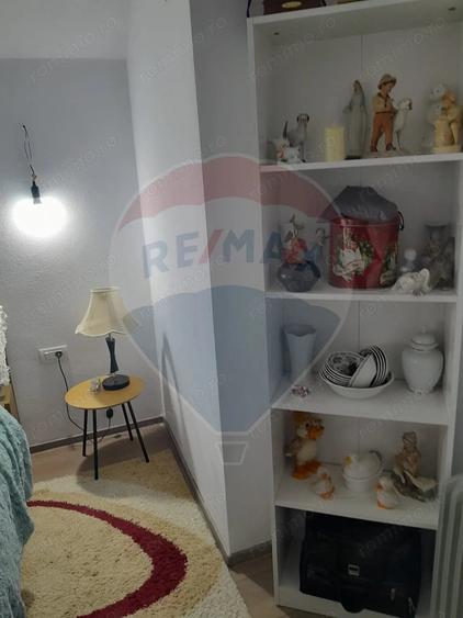 Casă cu 4 camere cu Teren 2500 Mp în Oeștii Pământeni