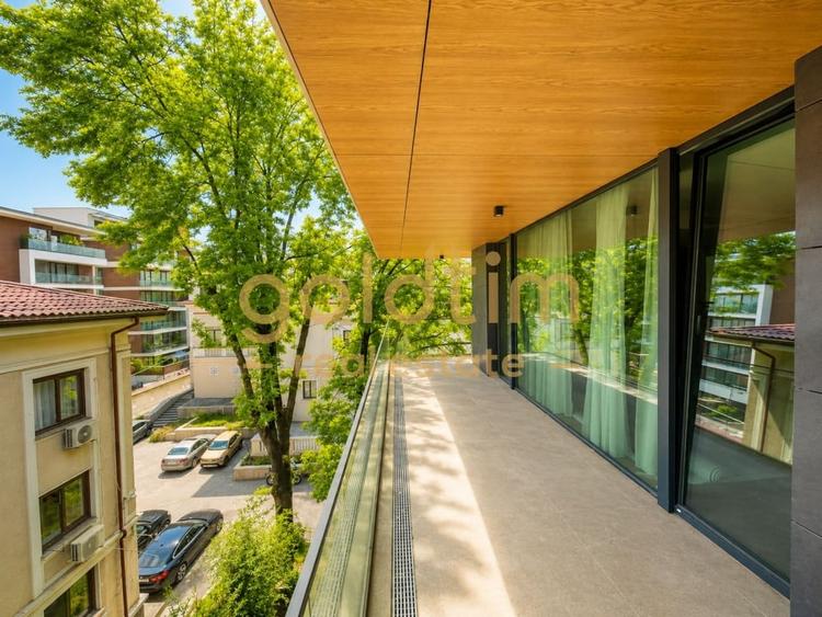 Apartament cu 2 camere semidecomandat, mobilat în Primăverii