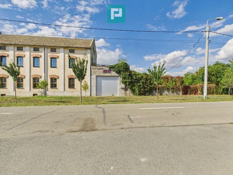 Spațiu industrial, de 120 mp, în Periam