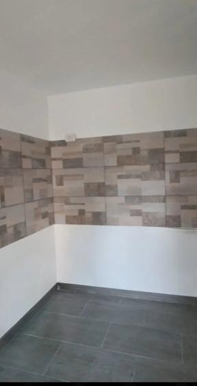 Casă cu 2 camere cu Teren 900 Mp în Central
