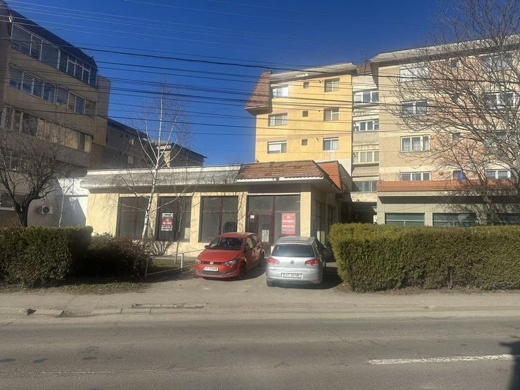 Spațiu comercial, în Central