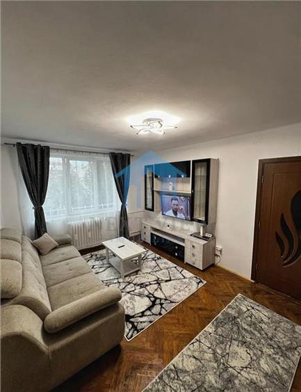 Apartament cu 2 camere semidecomandat, mobilat în Gară