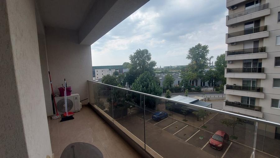 Apartament cu 2 camere decomandat în Berceni