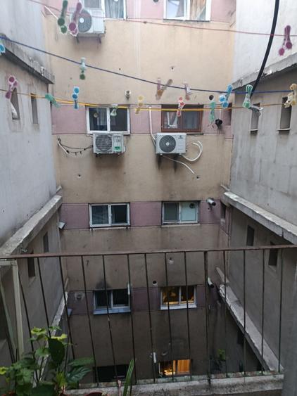 Apartament cu 2 camere decomandat în Exterior Vest